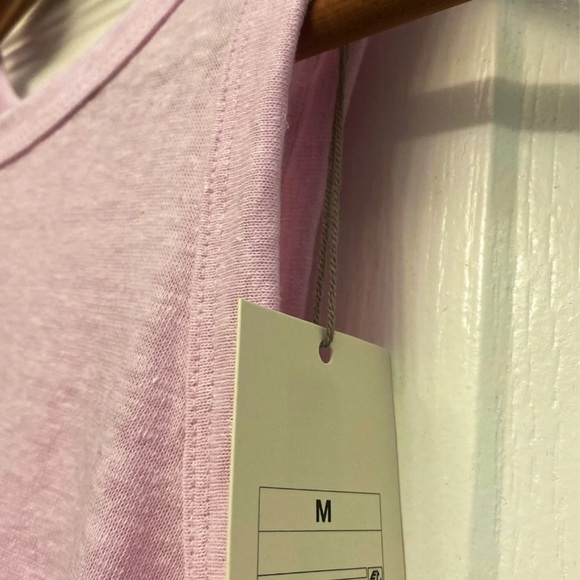 Activewear tank top - Picture 3 of 3